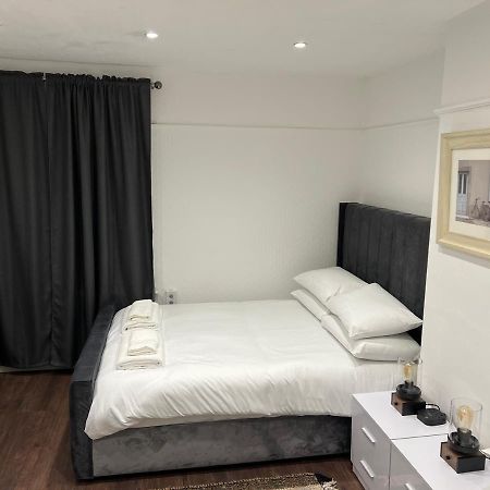 牛津Sakura,Sleeps 8 Netflix别墅 外观 照片